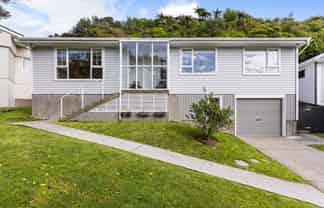 160 Broderick Road, Johnsonville