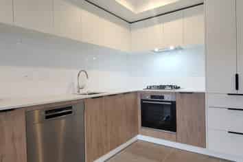 202/28 Shortfin Place, Flat Bush