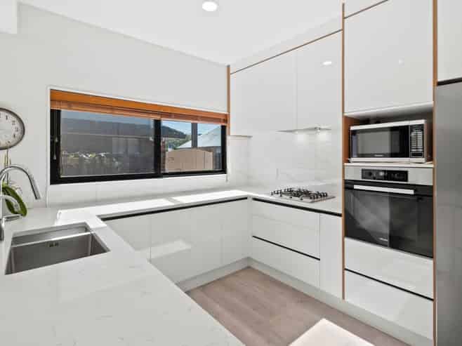 11A Highwic Ave, Epsom