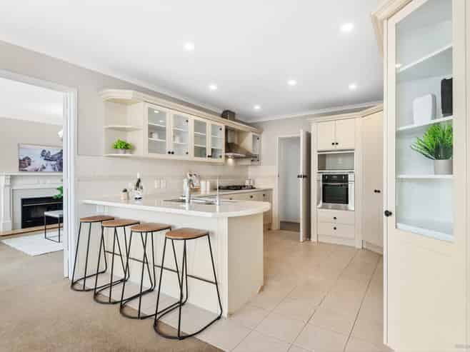 354 Hillsborough Road, Hillsborough