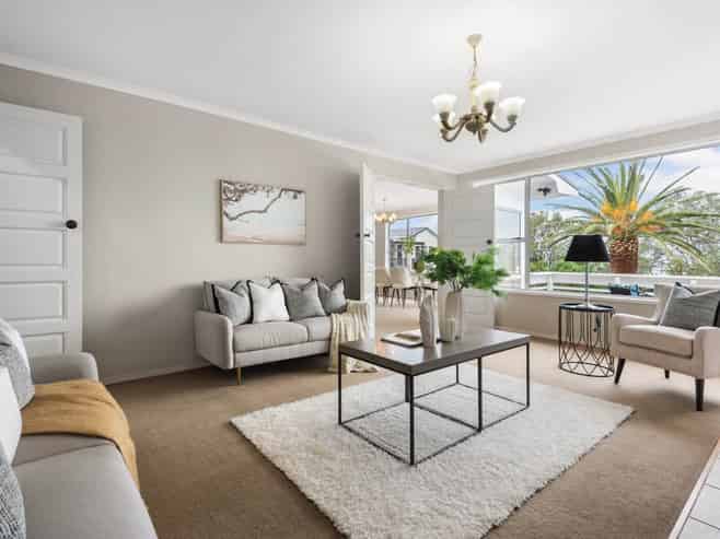 354 Hillsborough Road, Hillsborough