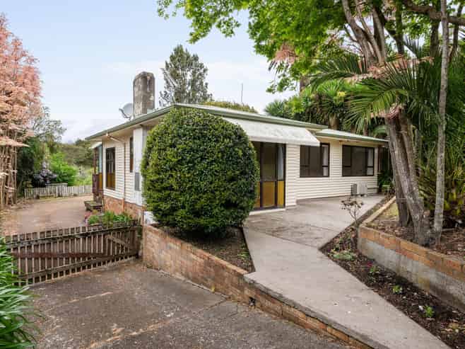 15 Upland Road, Huntly