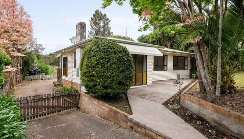 15 Upland Road, Huntly