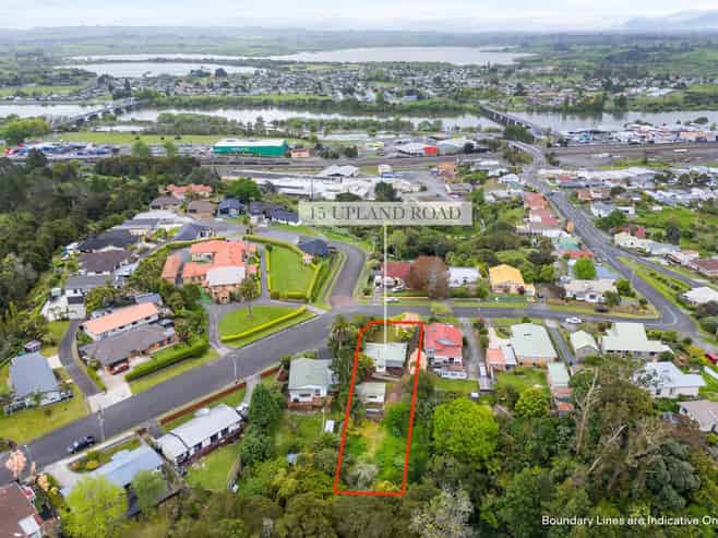 15 Upland Road, Huntly