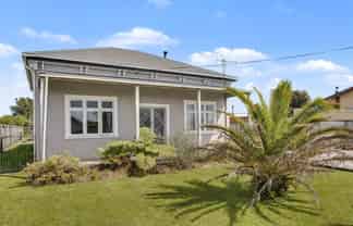 136 Russell Street, Westport