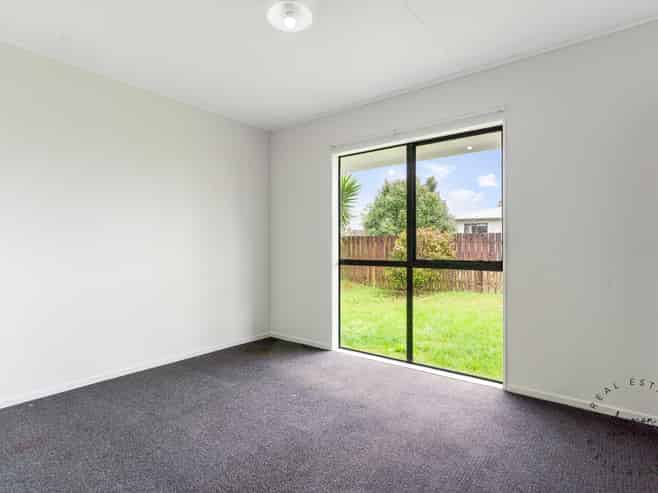 2/90 Shifnal Drive, Randwick Park