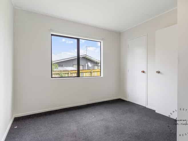 2/90 Shifnal Drive, Randwick Park