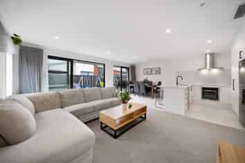 17 Roslyn Farm Street, Ramarama