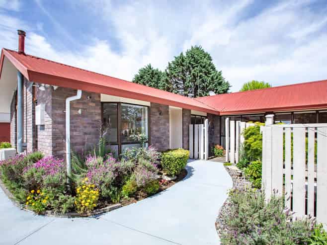 4 Sharpley Place, Chartwell