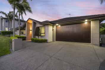 7 Chard Place, Flat Bush