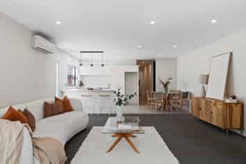 20 Grove Road, Addington