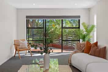 20 Grove Road, Addington