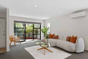 20 Grove Road, Addington