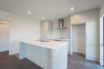 2 Fairmile Road, Richmond