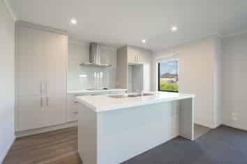 2 Fairmile Road, Richmond