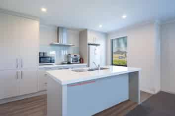 2 Fairmile Road, Richmond