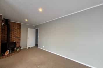 3 Pickwick Parade, Mellons Bay