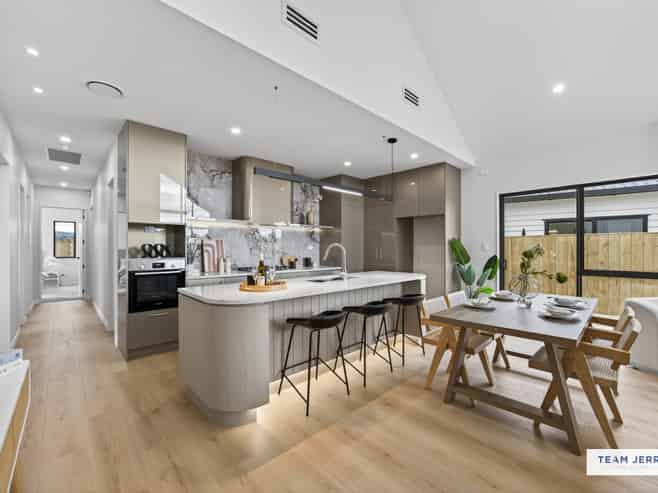 6 Tuwai Crescent, Opaheke