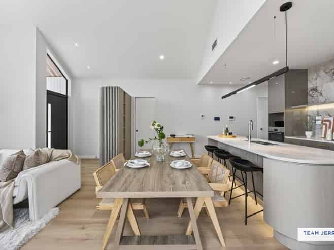 6 Tuwai Crescent, Opaheke