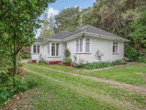 4 Karaka Street, Wainuiomata