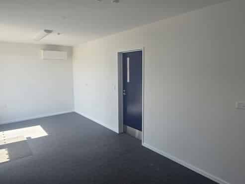 Brand-new industrial units for lease