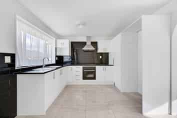 109 Manuroa Road, Takanini