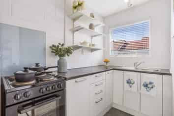 5/25 Inverness Road, Browns Bay