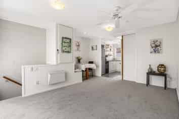 5/25 Inverness Road, Browns Bay