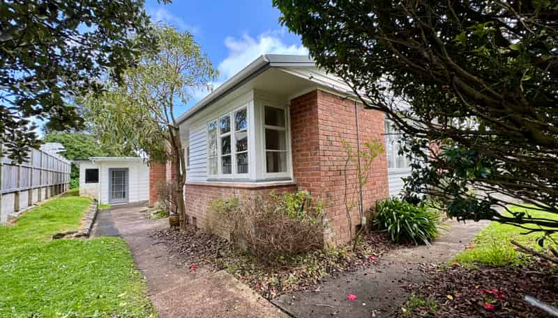 60 Te Kawa Road, One Tree Hill