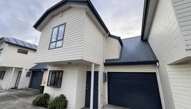 2/25 Braddon Street, Addington