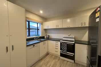 2/25 Braddon Street, Addington