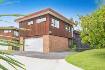 1/2 Carl Place, Unsworth Heights