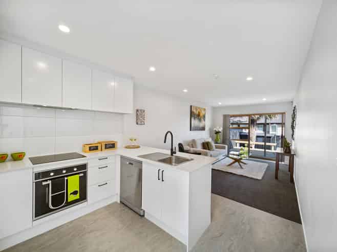 6/25A Vine Street, Mangere East