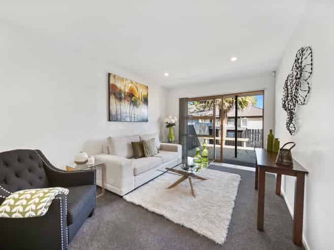 6/25A Vine Street, Mangere East