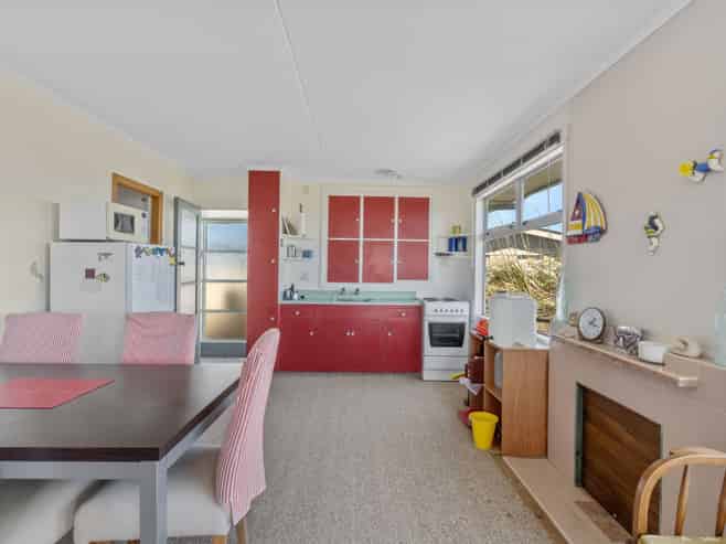 7 Kent Avenue, WAITARERE BEACH