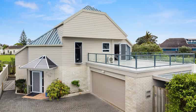 2/3 Hostel Access Road, Eastern Beach