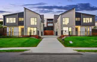 2/1 Montana Avenue, Murrays Bay