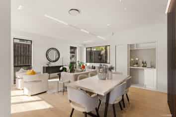 2/1 Montana Avenue, Murrays Bay