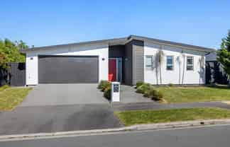 8 Auster Avenue, Wigram