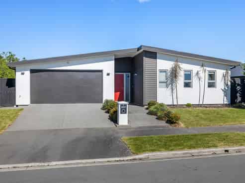 8 Auster Avenue, Wigram