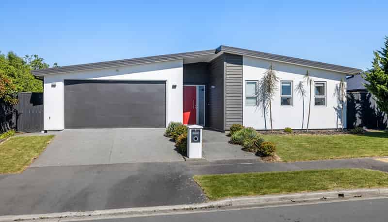 8 Auster Avenue, Wigram