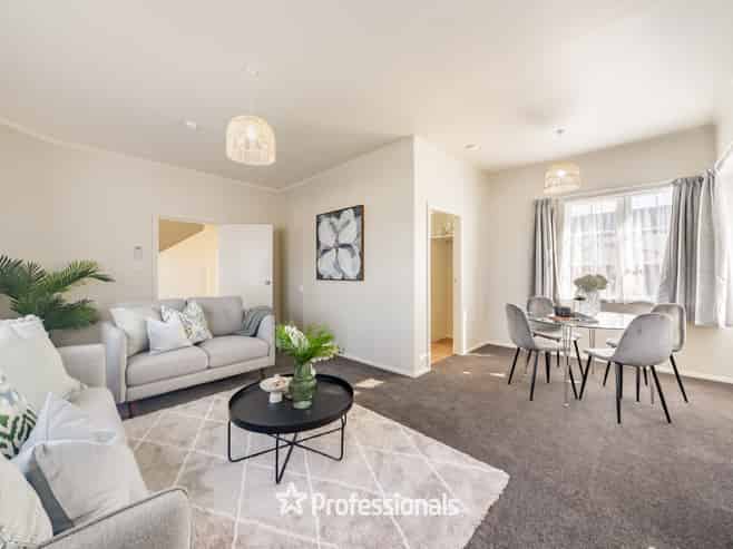 215 Knights Road, Central Hutt