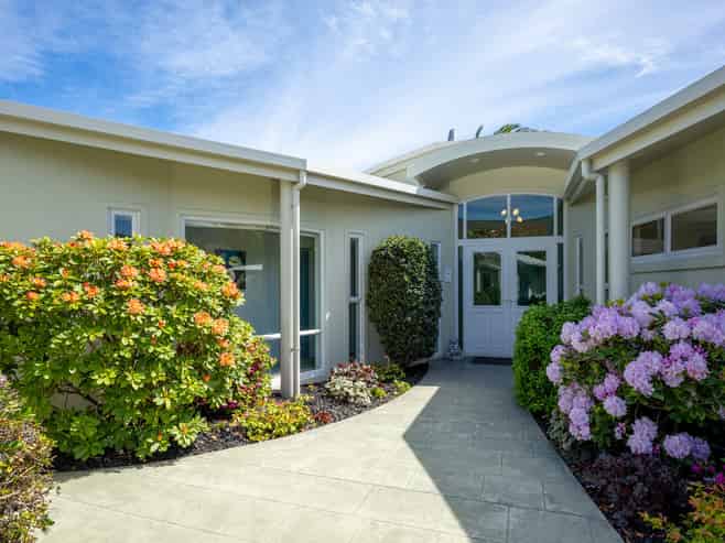 4 Marchwood Grove, Richmond