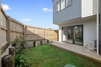 7/112 Moore Street, Howick