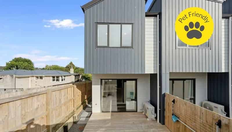 7/112 Moore Street, Howick