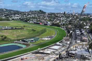 205/79 Ladies Mile, Remuera