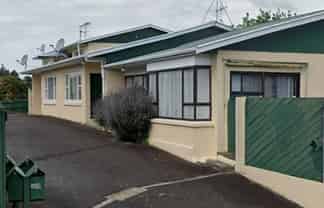 2/108 Hakanoa Street, Huntly