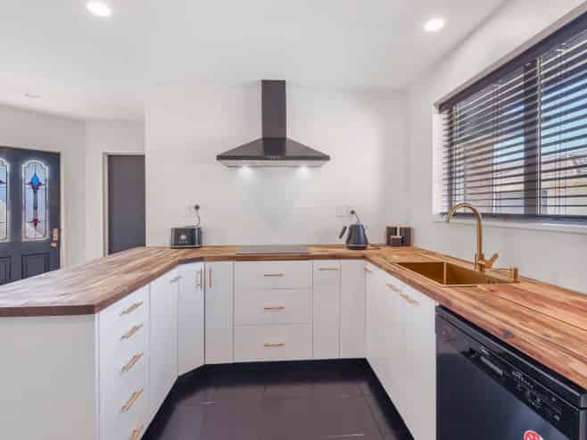 205A Main North Road, Redwood