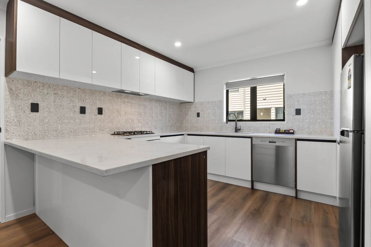 "Spacious Standalone Masterpiece Awaits" - Ansicht 5