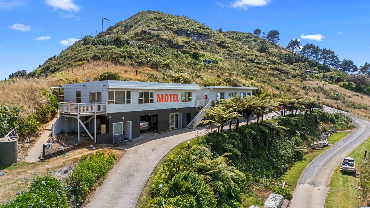 Home and income - Coastal lifestyle opportunity